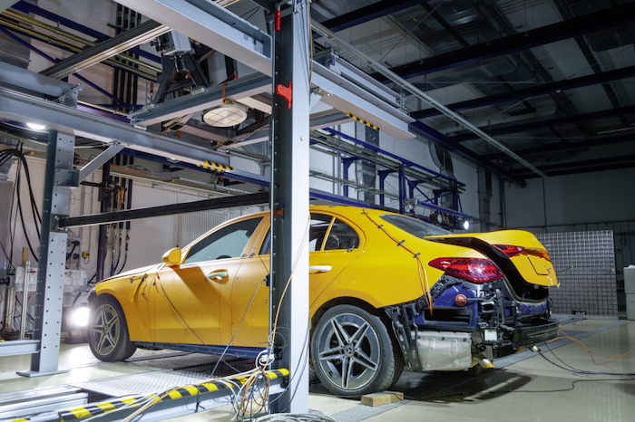 Mercedes-Teste-Colisão-RX-2