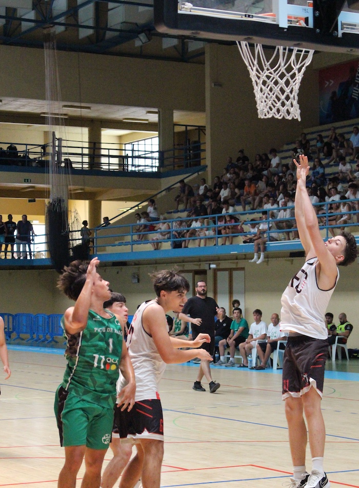 Tavira-Basquetebol-1
